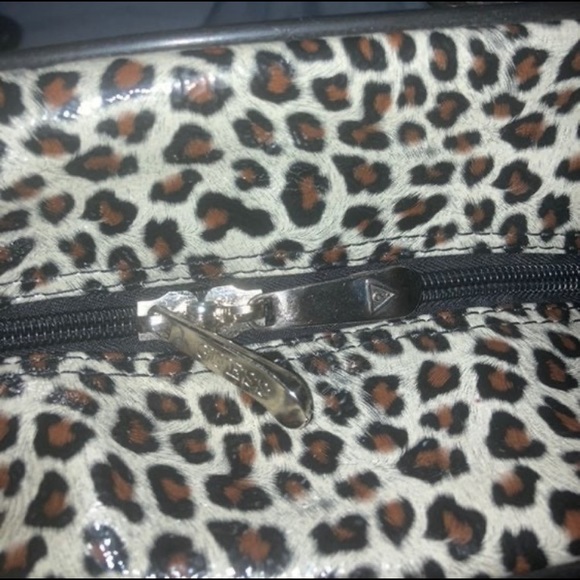 Guess weekender bag - Picture 3 of 11